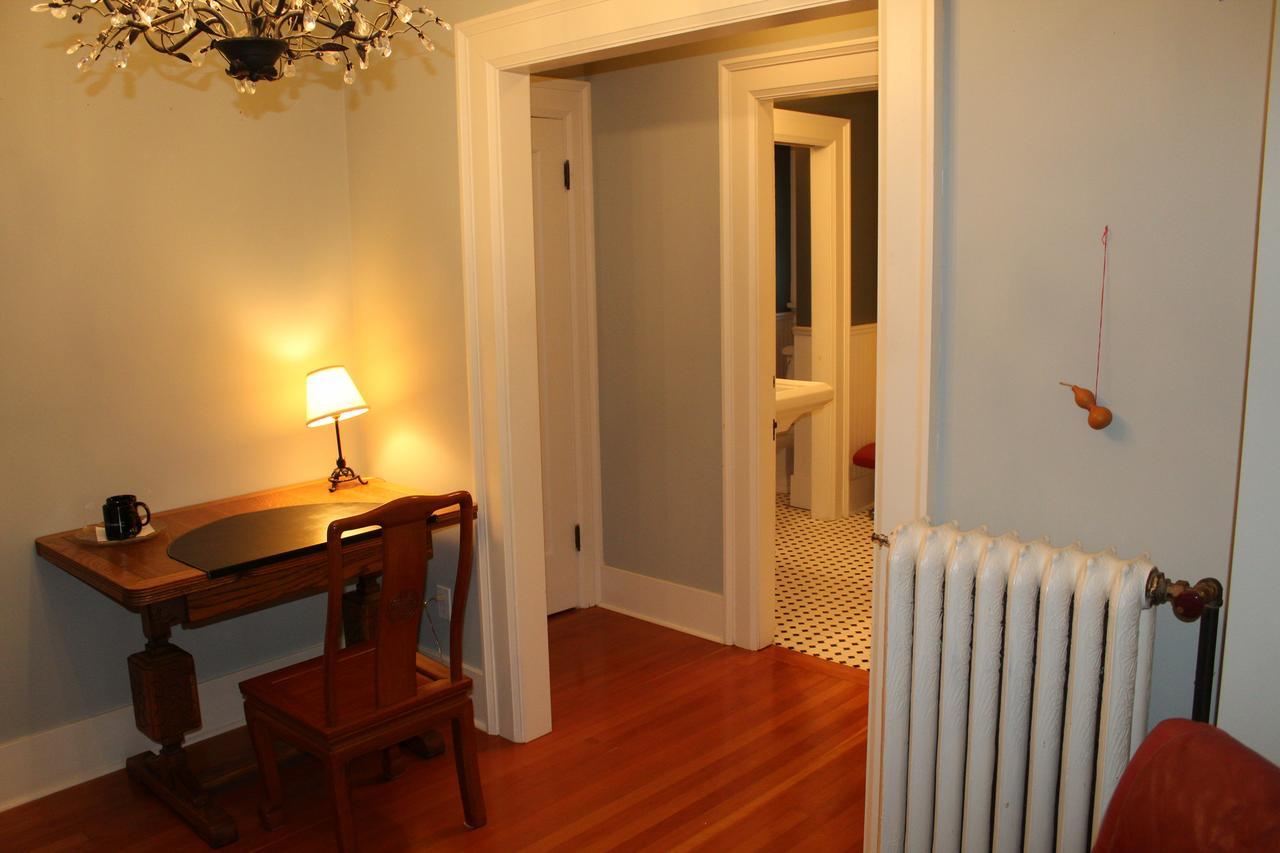 Cartier Guest House Vancouver Buitenkant foto